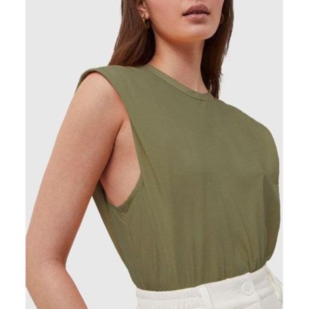 NWT Shoulder Pad Tank Top Blogger Favorite